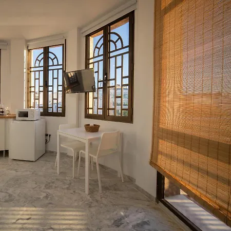 Lejlighed Conjunto De Antiguo Palacio Paris Huelva