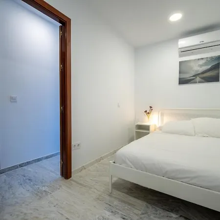 Apartamento Conjunto De Antiguo Palacio Paris Huelva