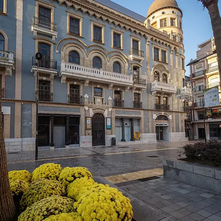 Conjunto De Antiguo Palacio Paris